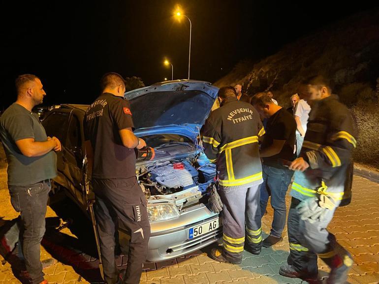 Eski sevgilisinin park halindeki otomobiline kamyonetle çarpıp, yaya olarak kaçtı