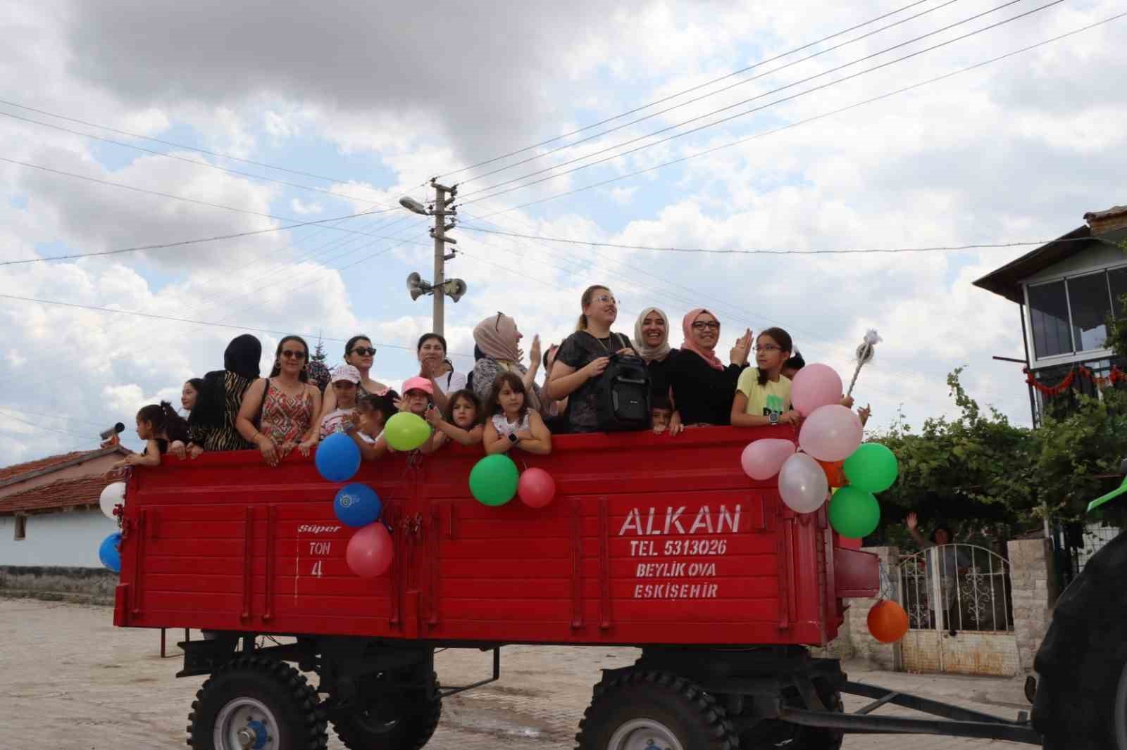 Yıllardır süren düğün öncesi gelenekleri yaşatıyorlar