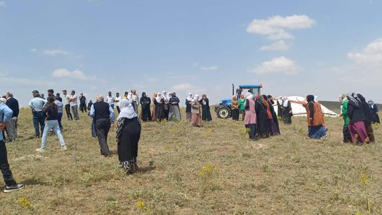 Muş'taki selde ölen Nazar, son yolculuğuna uğurlandı