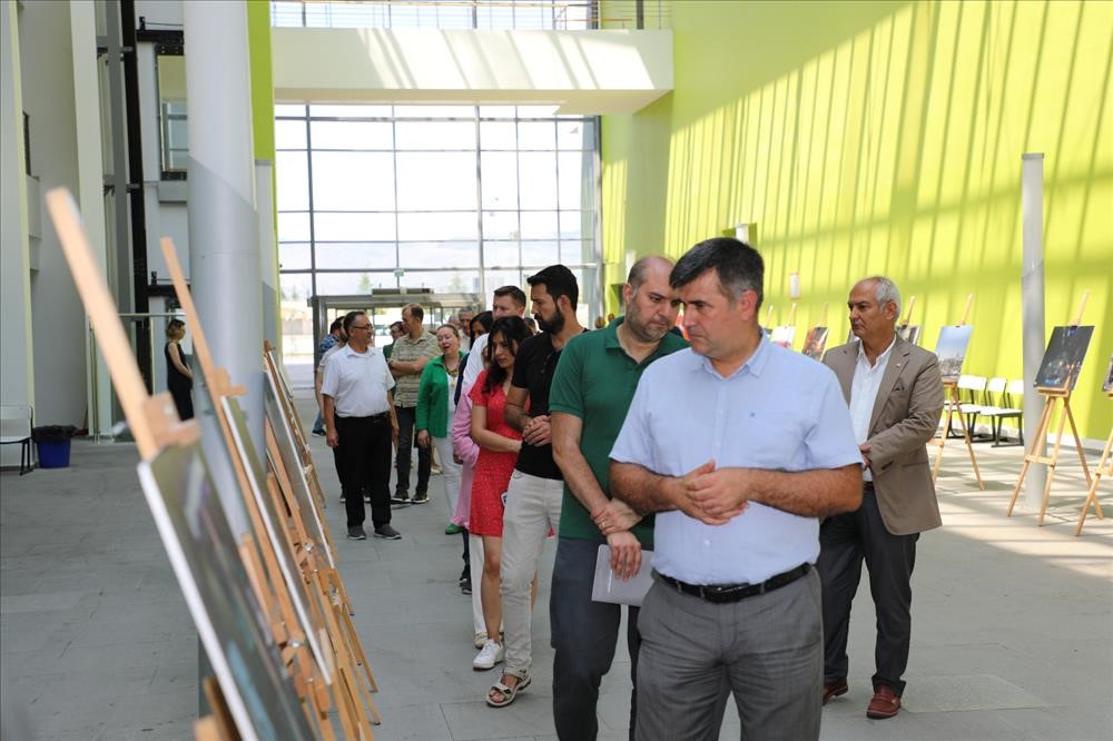 Eskişehir Teknik Üniversitesinde “15 Temmuz Demokrasi ve Milli Birlik Günü” Fotoğraf Sergisi açıldı