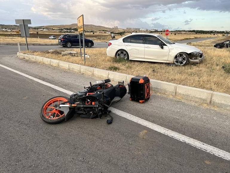 Elazığ'da aynı kavşakta yarım saat arayla iki kaza: 8 yaralı