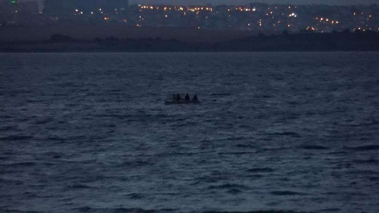 Avcılar'da antrenman için göle açılan kürek takımını mahsur kaldı sanıp yardım istediler