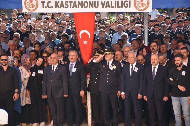 Kastamonu'da şehit polis memuru için tören; yaralı arkadaşı da katıldı