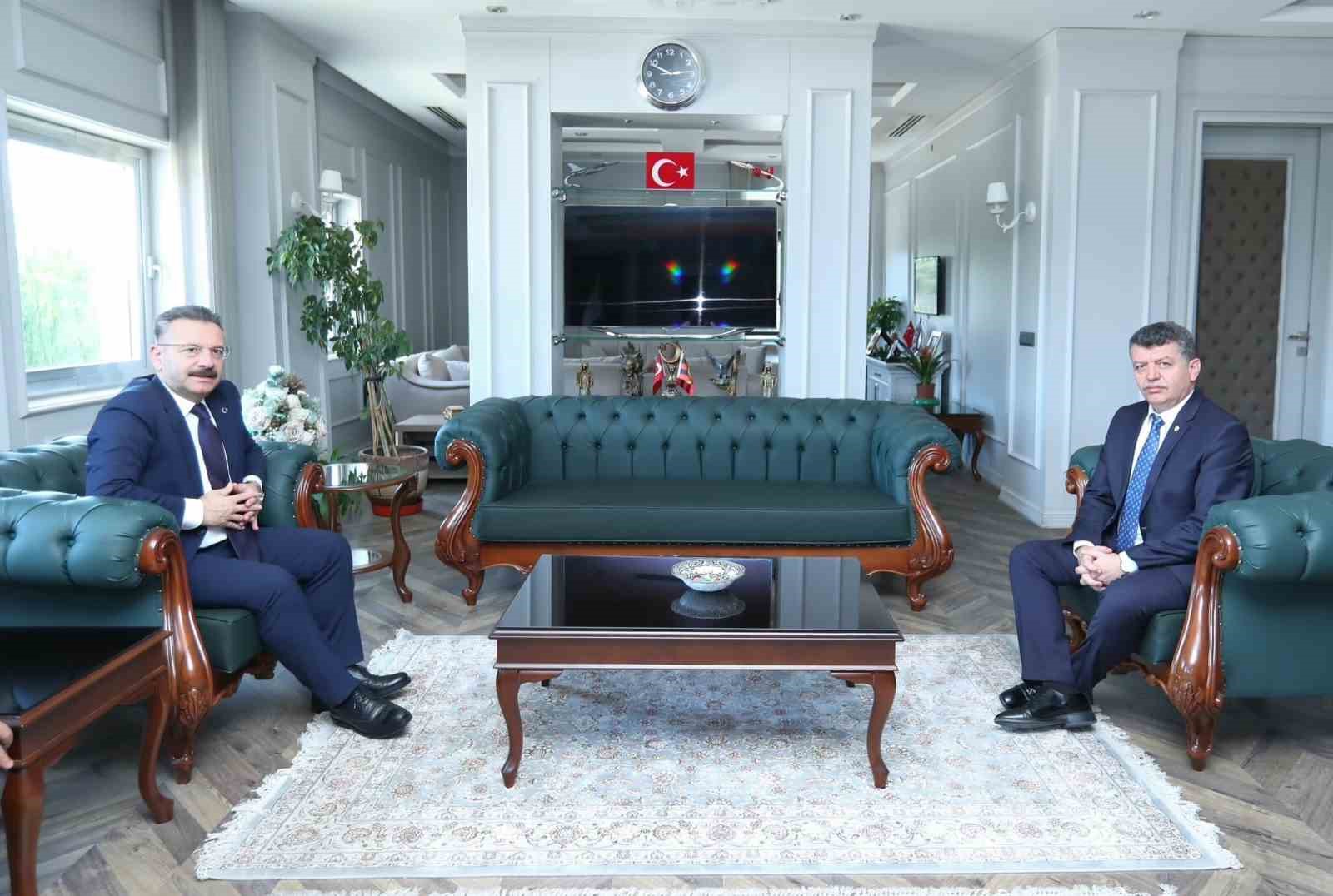 Vali Aksoy’dan İl Emniyet Müdürlüğüne ziyaret