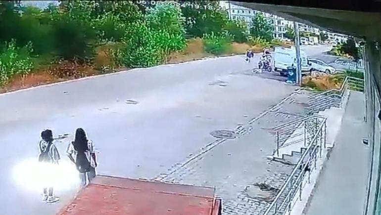 Motosiklet ATV'ye çarptı; kaza kamerada