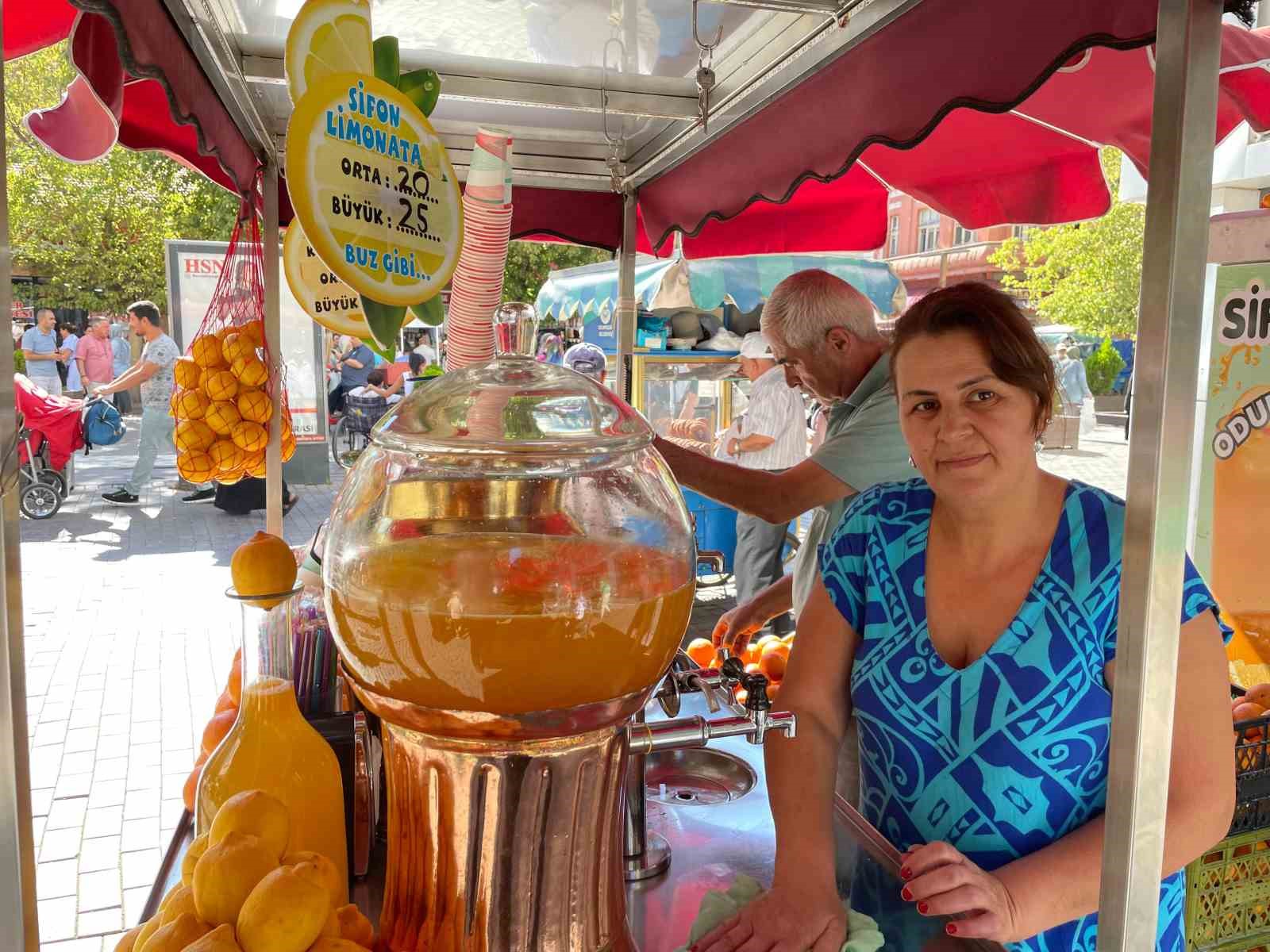 Sifon limonata ve portakal suyu satışları artıyor