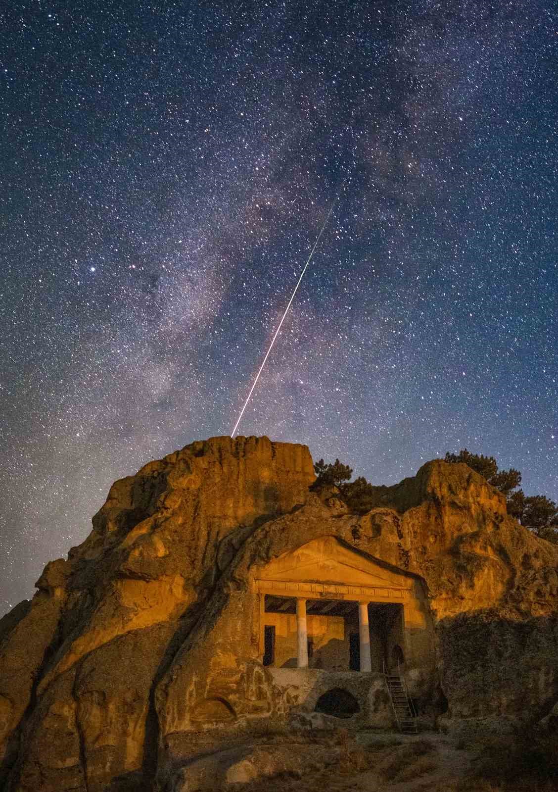 Perseid meteor yağmuru Eskişehir’de de fotoğraflandı