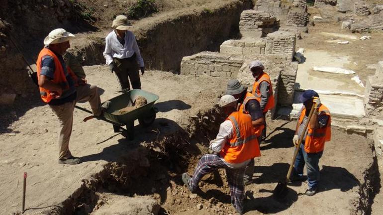 Polonya Büyükelçisi, Bathonea Antik Liman Kenti’nde