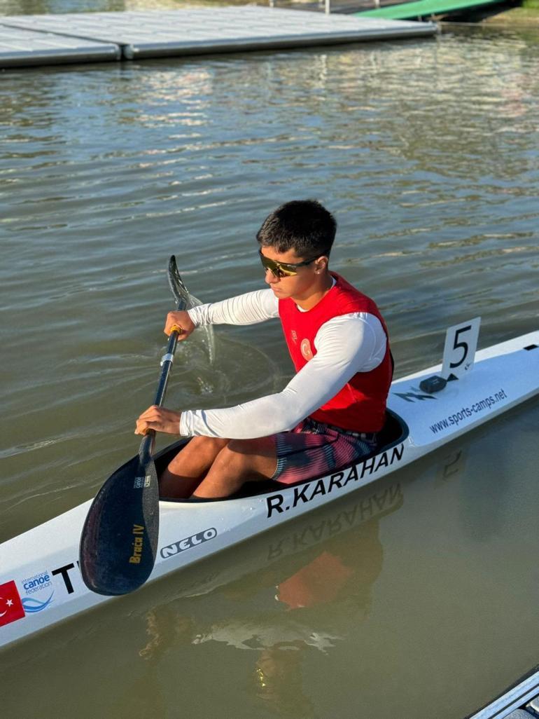 Muğlalı sporcu kanoda Macaristan'da zirvede