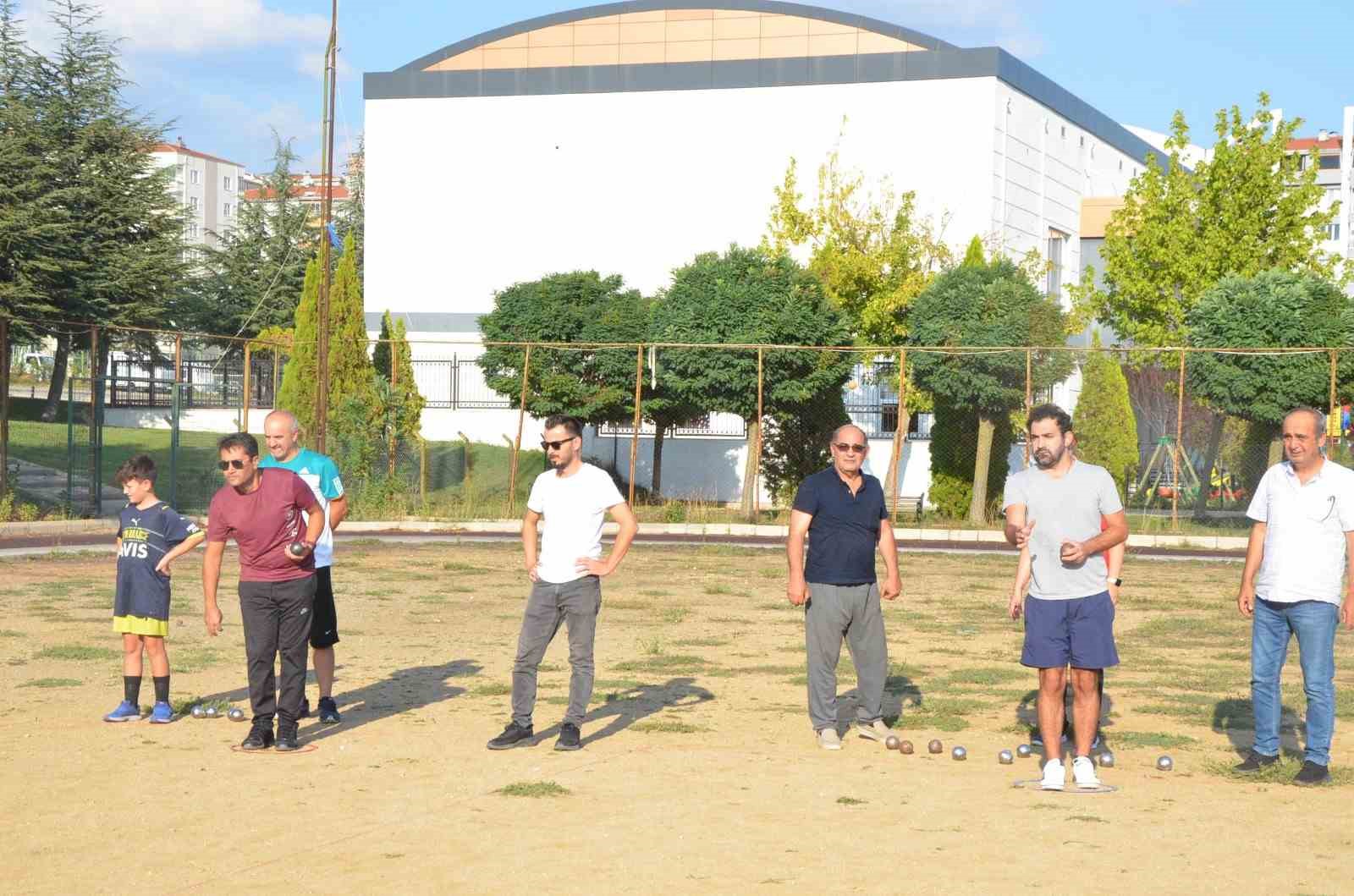 Bozüyük Belediyesi  Bocce Turnuvası’nın galipleri belli oldu