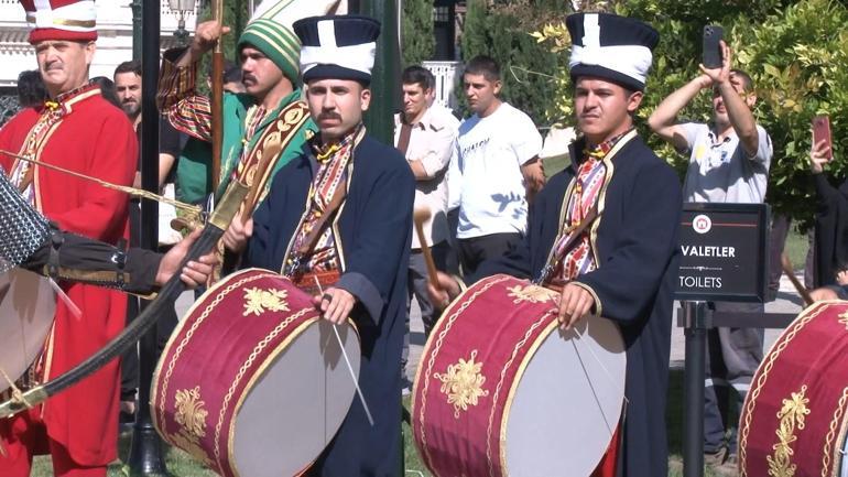 2024 yılının son mehteran gösterisi Yıldız Saray'ında ilgiyle izlendi