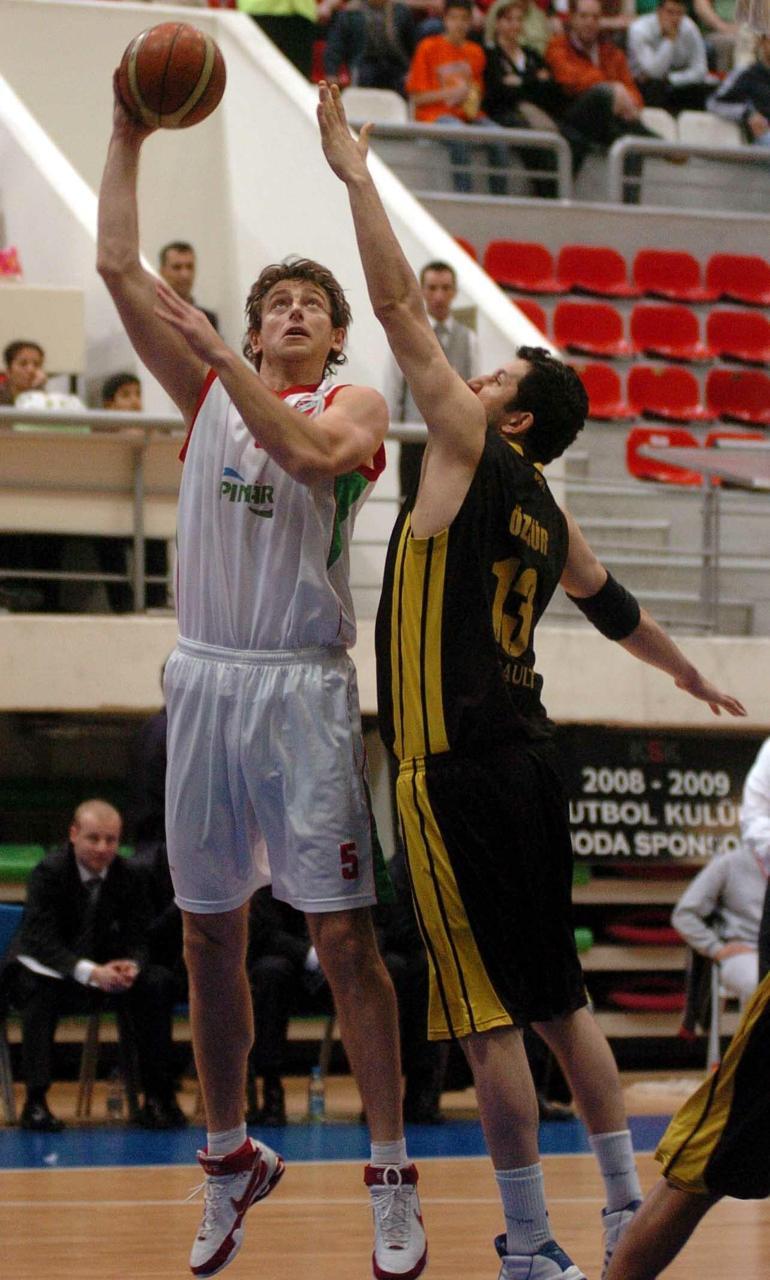 Türk basketbolunda Asım Pars yası