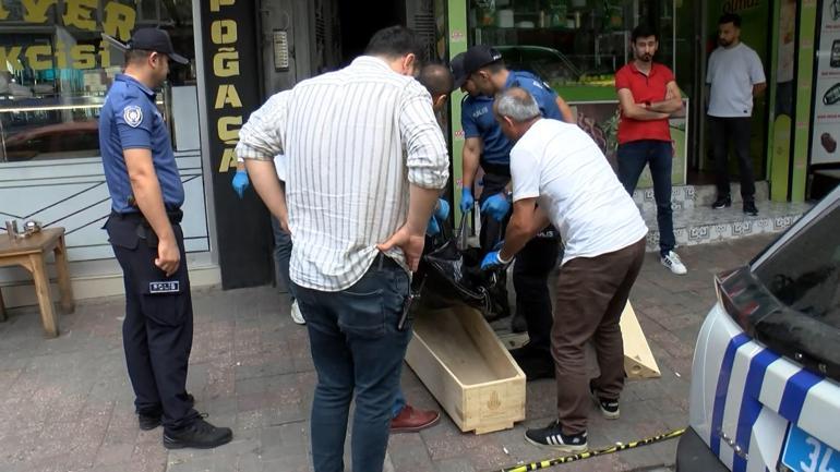 Esenler'de taciz ettiğini öne sürdüğü arkadaşını bıçakla öldürdü