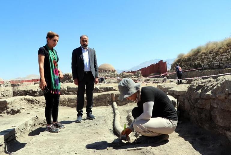 Van'da Osmanlı dönemine ait pazar yeri ortaya çıktı