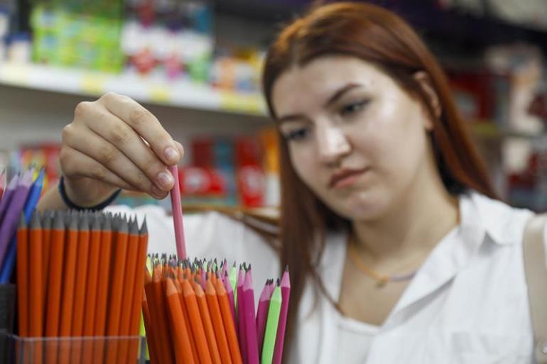 Antalyalı kırtasiyecilerden anaokullarının 'ihale hazırlığı'na tepki