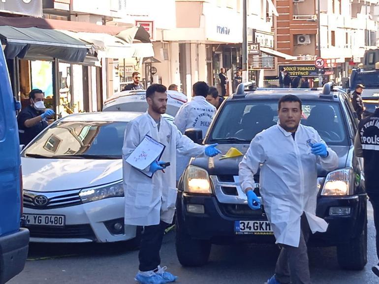 Üsküdar'da polise çekiçli saldırı: 1'i polis 3 yaralı