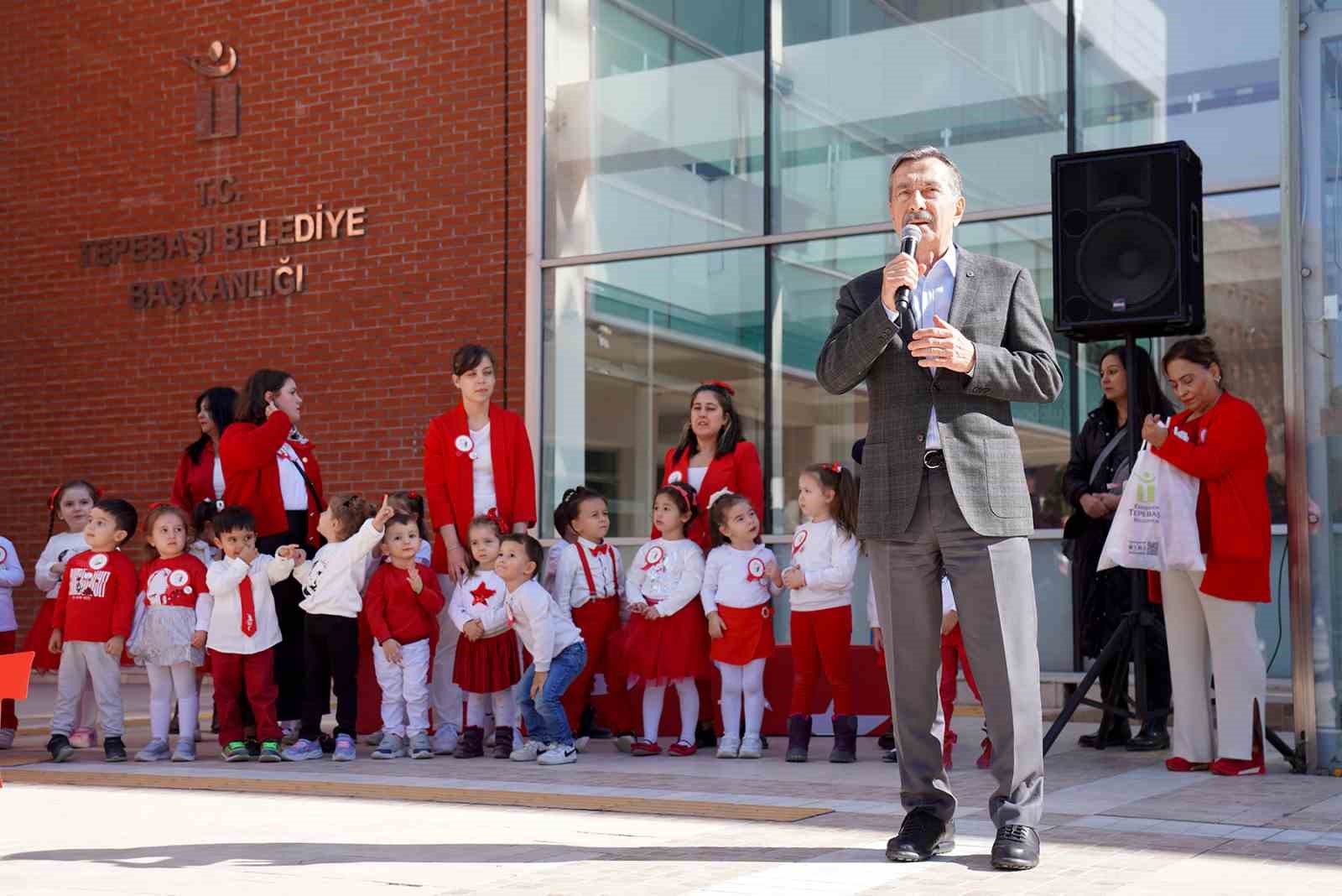 Minik yürekler cumhuriyet coşkusunu yaşadı