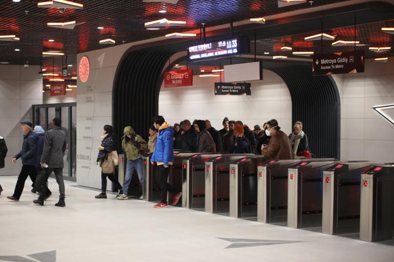 Bakan Uraloğlu: Gayrettepe-İstanbul Havalimanı metro hattında yolcu rekoru kırıldı