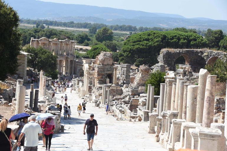 İzmir'e eylül ayında en çok ziyaretçi Almanya'dan geldi