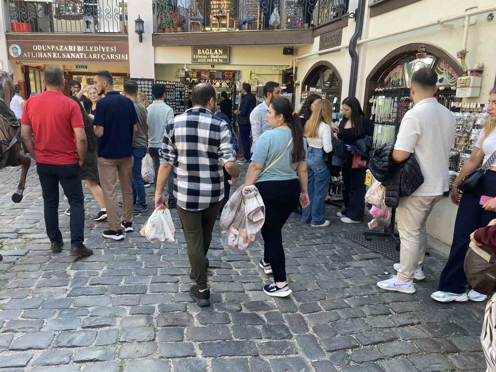 Tarihi Odunpazarı Evleri’nde hafta sonu yoğunluğu