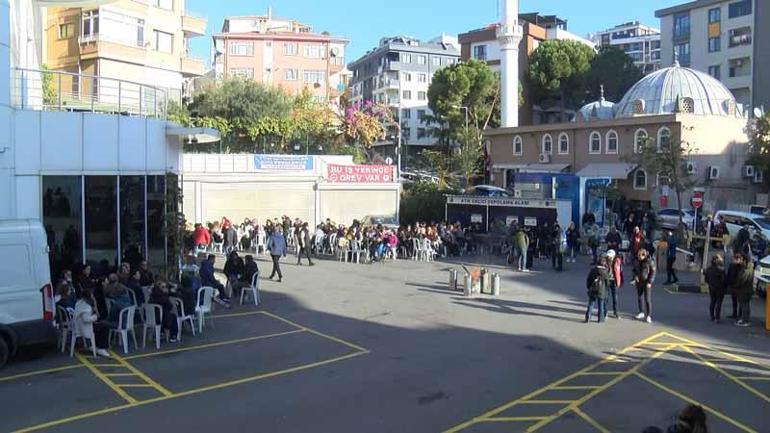 Kartal Belediyesi'nde bazı işçilerden grev kararı