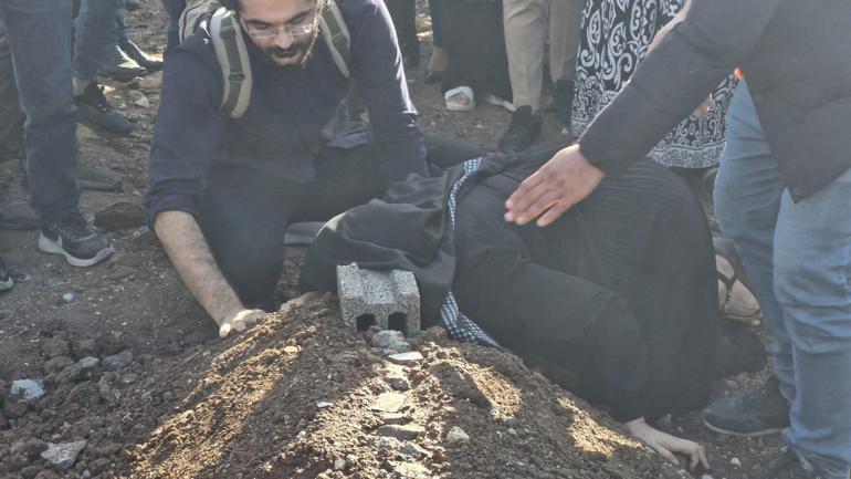 Van’da kaybolduktan 18 gün sonra cansız bedeni bulunan Rojin, Diyarbakır’da toprağa verildi