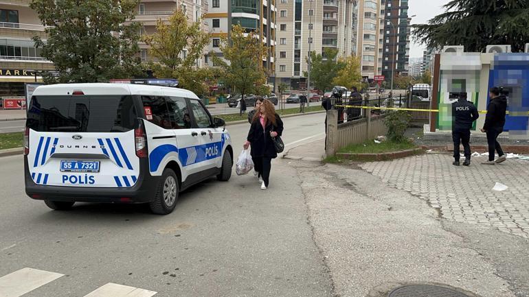 ATM'de işlem yaparken boynundan tabancayla vuruldu