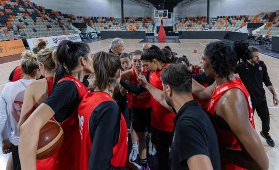 A Milli Kadın Basketbol Takımı, Slovakya maçı hazırlıklarına başladı