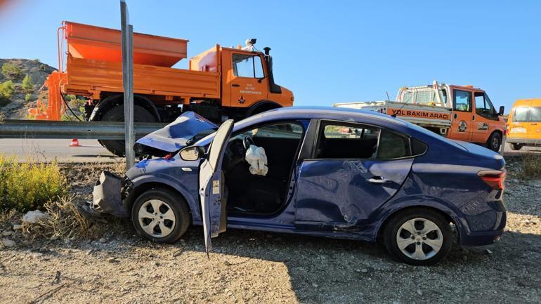 TIR ile 3 otomobil zincirleme kazaya karıştı: 2 ölü, 6 yaralı