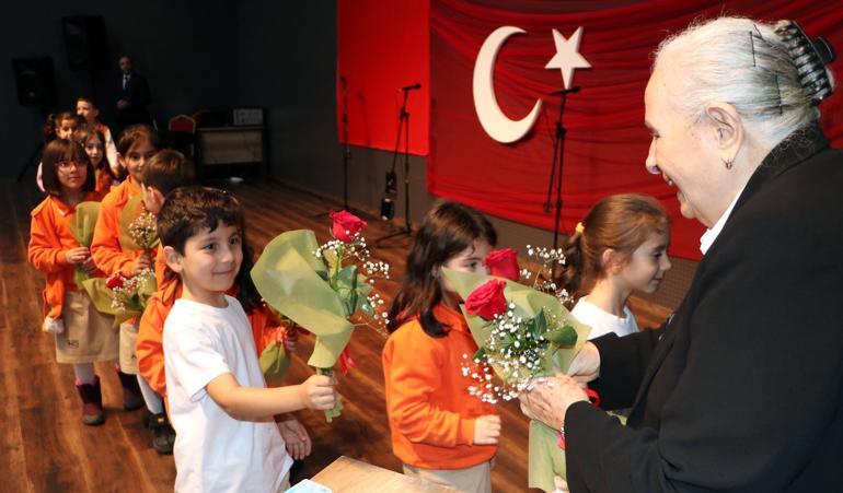 Timsal Karabekir: Türkiye’yi gezerek gençlerimize tarihi aşılıyorum