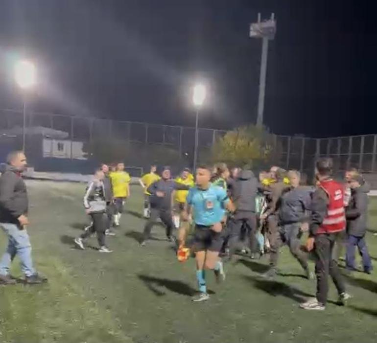 İzmir'de hakeme saldıran amatör futbolcu tutuklandı