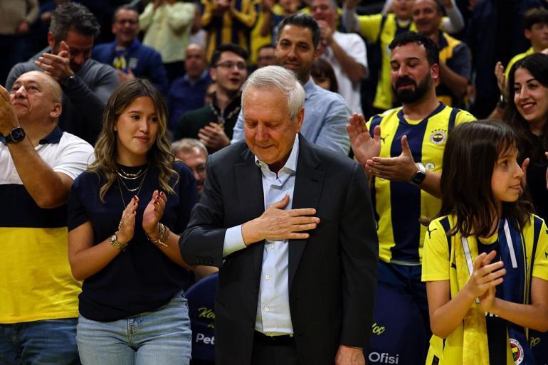 Fenerbahçe Beko, EuroLeague’de çift maç haftasını 2’de 2 ile kapattı