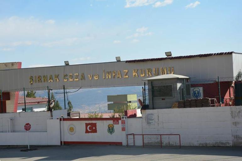 Şırnak’ta hükümlü ve tutuklulara 25 kişilik ekiple moral konseri