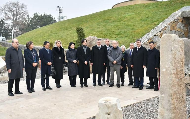 Japonya Veliaht Prensi Fumihito ve Prenses Kiko'dan Kırşehir'e ziyaret