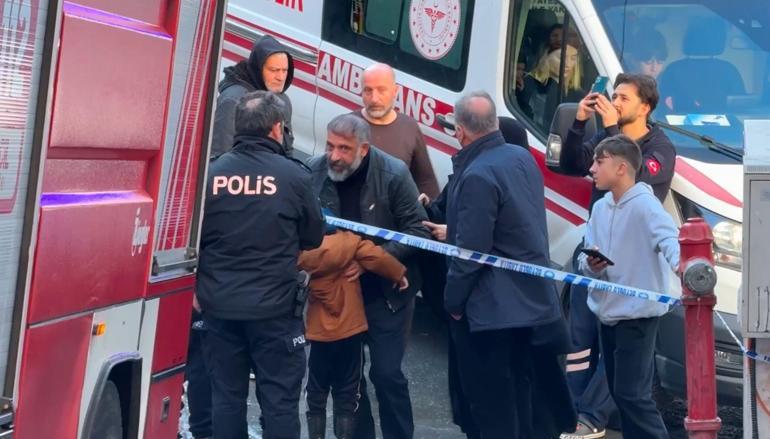 Beyoğlu’nda devrilen sobadan yangın çıktı; 3 çocuk dumandan etkilendi