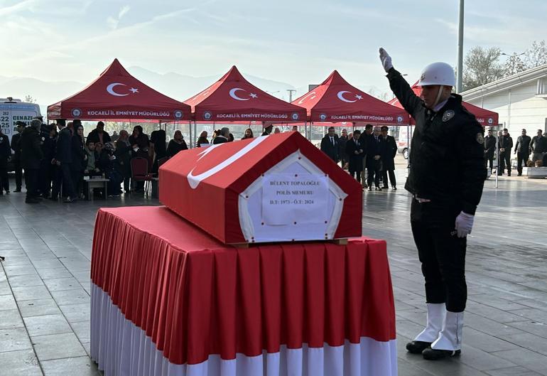 Hayatını kaybeden polis babaya, oğlundan 'selamlı' uğurlama