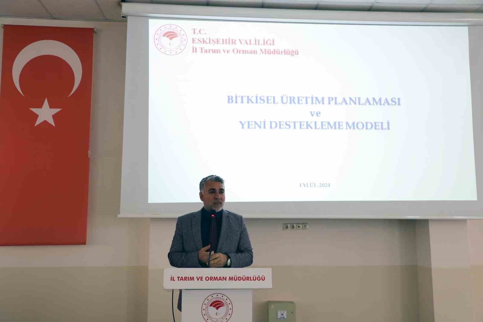 Personele ’Tarımsal Üretim Planlaması ve Yeni Destekleme Modeli’ anlatıldı