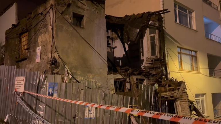 Beyoğlu’nda metruk binada kısmi çökme meydana geldi