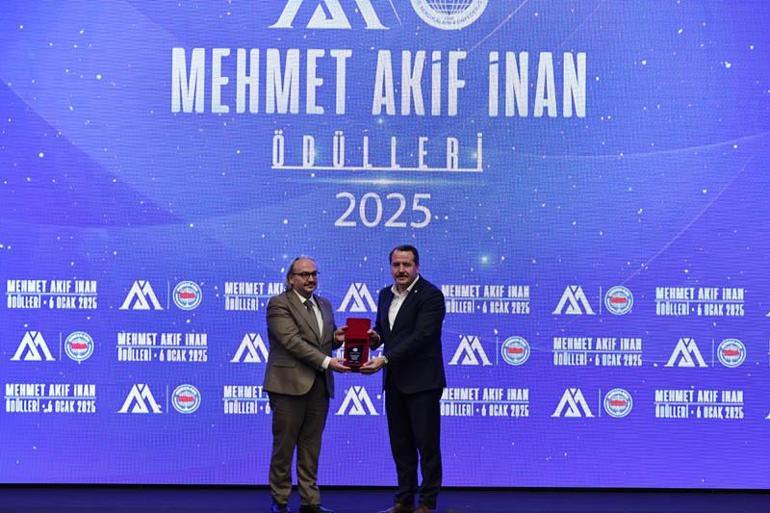 Mehmet Akif İnan ödülleri sahiplerini buldu