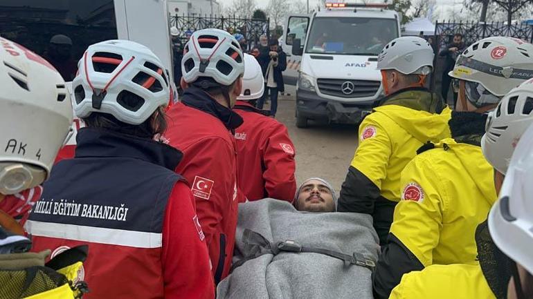 Yalova'da 350 kişilik arama- kurtarma ekibiyle deprem tatbikatı