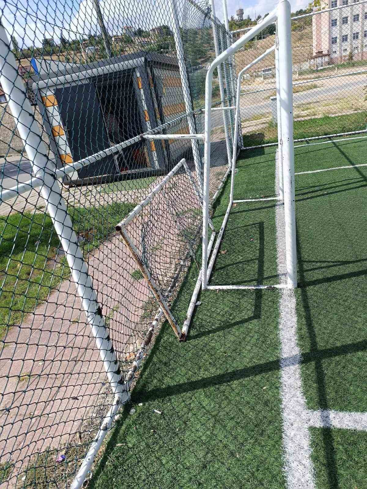 Erenköy Mahalle’sinde vandallık sorunu